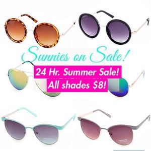 💕✨Summer Sale! Click Boutique closet to Shop! 💌